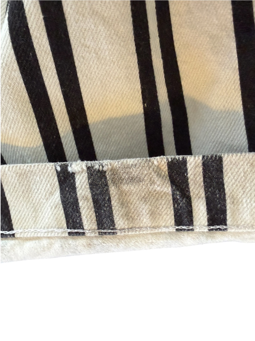 Reformation Logan Ultra High Rise Wide Leg Jeans Size 25 Black White Stripe - Picture 11 of 15